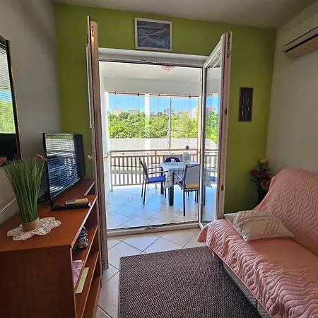 In 27343 Apartmán